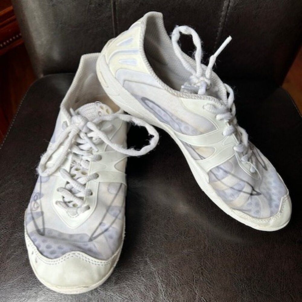 Nfinity Vengeance Cheer Sneakers